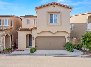 867 Fir St W, Madera, CA 93636