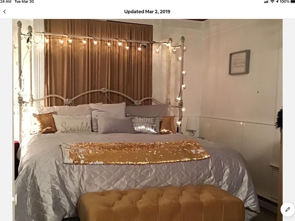 King size bed