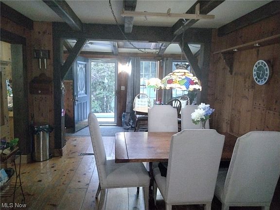 4th image of 71 Ferncliff Ave