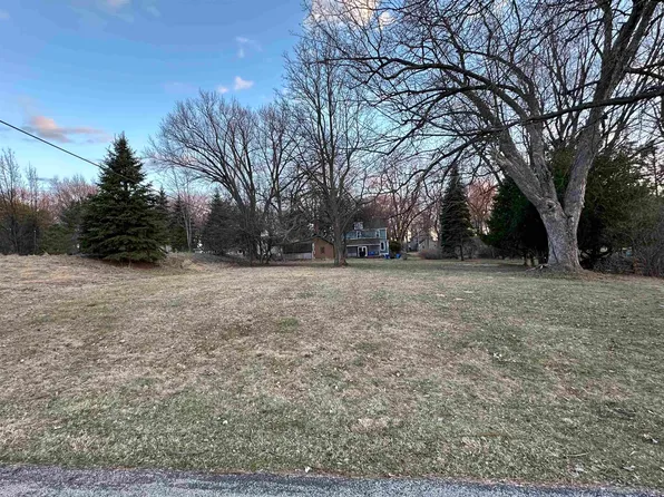 615 Highknocker Trl, Green Lake, WI 54941