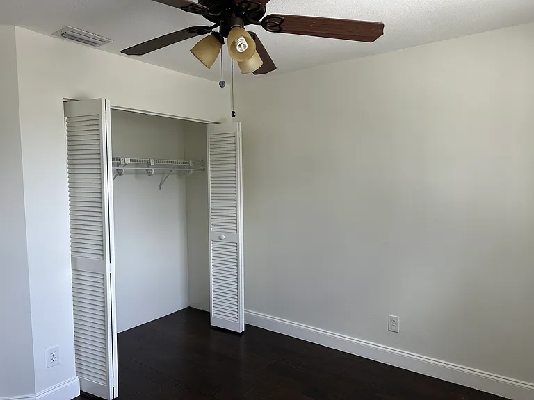 5220 NW 53rd Ave — Photo 11