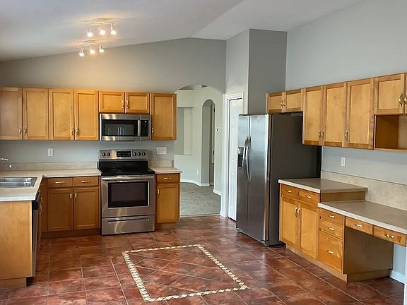 3rd image of 13205 Laraway Ct