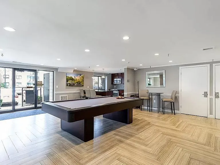 Club room