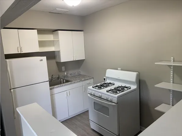 8311 Excelsior Blvd APT 5, Hopkins, MN 55343