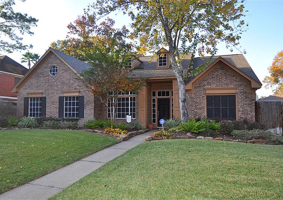 1st image of 4103 Hill Springs Dr