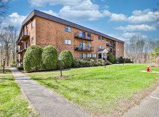 181 Littleton Rd UNIT 213, Chelmsford, MA 01824