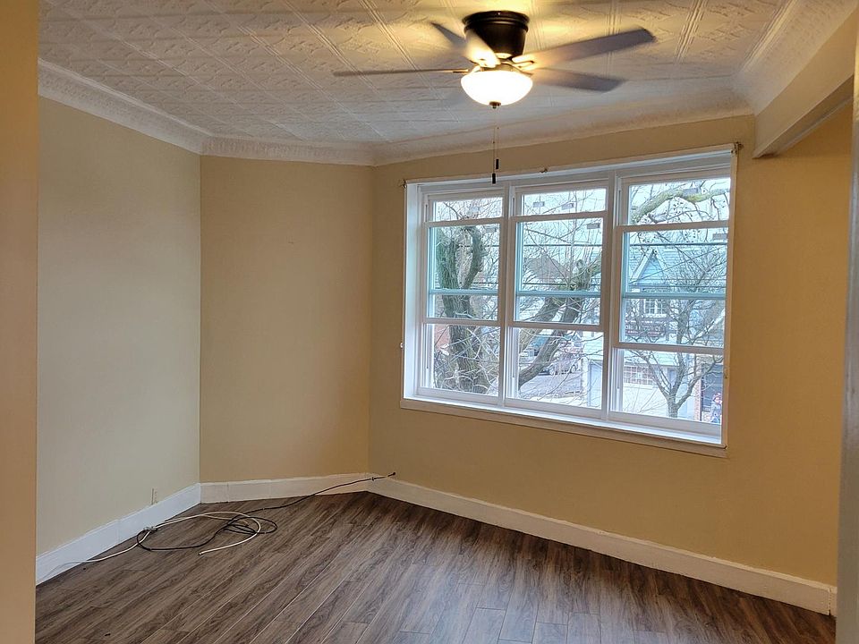 1st image of 22438 Braddock Ave
