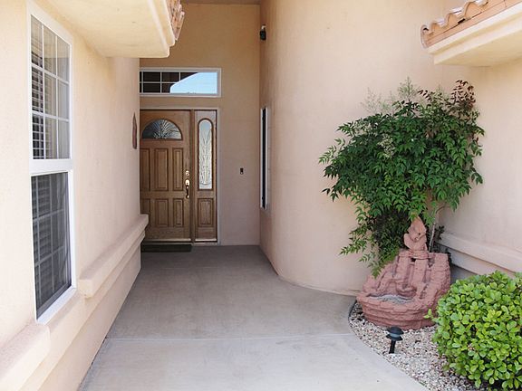 3rd image of 14675 Greenbrier Dr