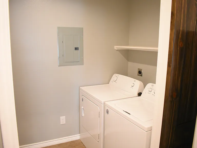 2313 Banita St #101 — Photo 10