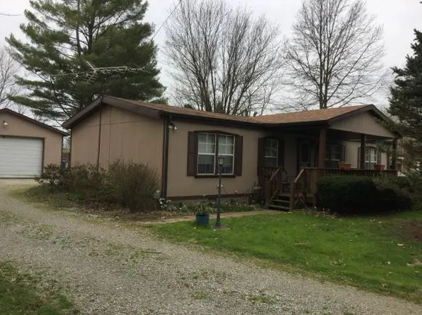14171 Main St, Moores Hill, IN 47032