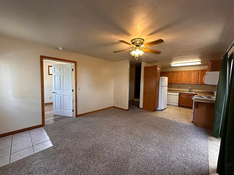 24966 Dunham Ave — Photo 3