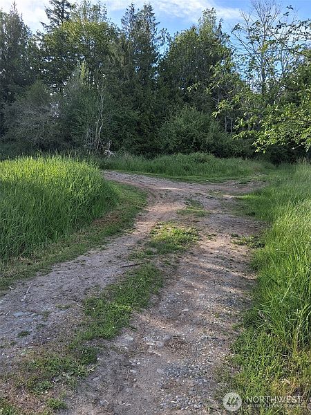 3rd image of 15249 Martinson Road SE