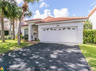 7516 NW 25th St, Margate, FL 33063