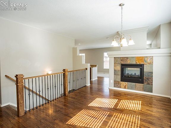 3rd image of 6017 Cumbre Vista Way