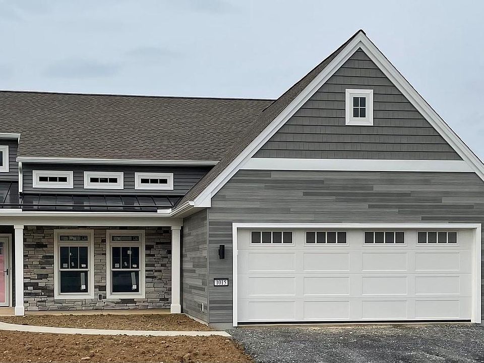 1st image of 1015 Riverstone Cir #425