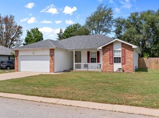 597 Clever Heights Ct, Clever, MO 65631
