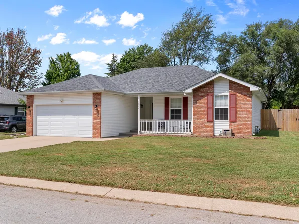 597 Clever Heights Court, Clever, MO 65631