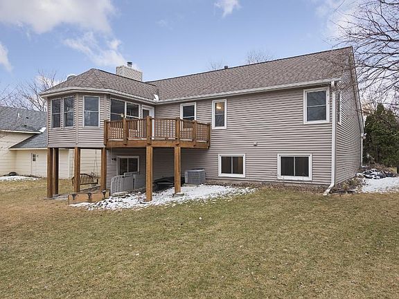 3rd image of 4510 Ximines Ln N