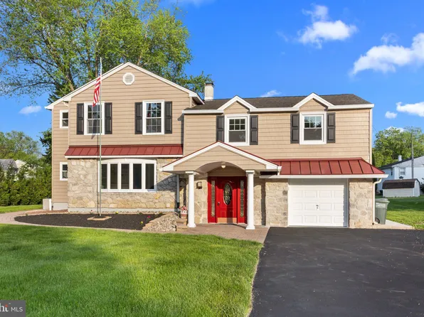 55 Hilltop Dr, Churchville, PA 18966