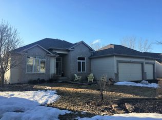 6479 N Trappers Xing, Lino Lakes, MN 55038