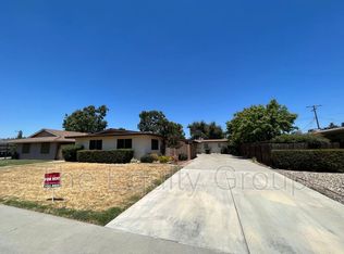 1444 W Vassar Ave, Visalia, CA 93277