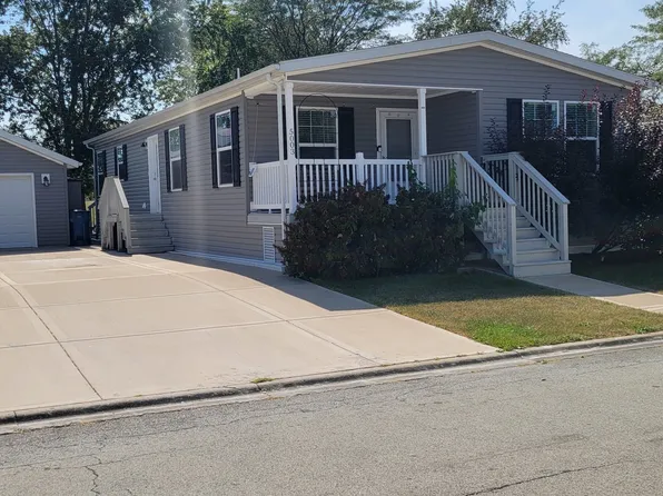 5003 Colonial Dr #176, Monee, IL 60449