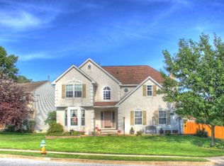 74 Orlando Dr, Sicklerville, NJ 08081