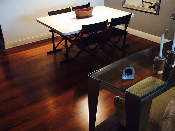 dining area looking into kitchen