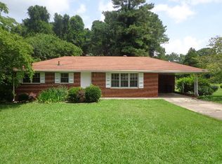5 Clover Ln, Cartersville, GA 30120