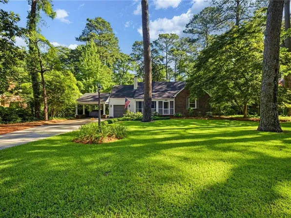 4608 Winston Rd, Portsmouth, VA 23703