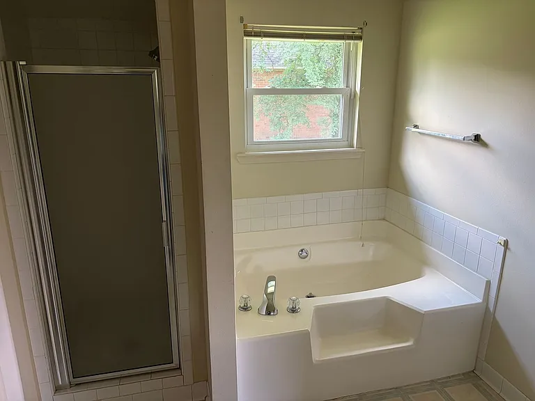 908 Aspen Ave — Photo 13