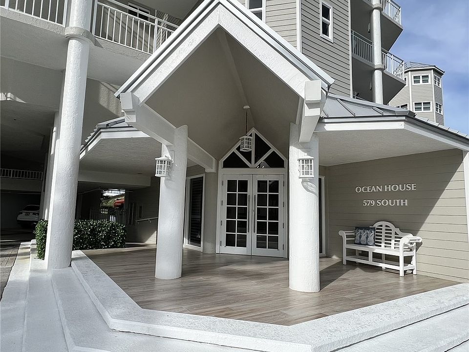 1st image of 579 NE Plantation Rd APT S108