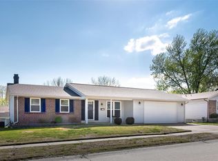 1790 Flordawn Dr, Florissant, MO 63031