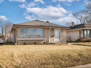 4648 N 90th St, Milwaukee, WI 53225