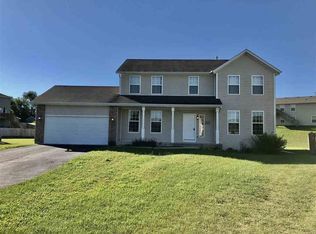 6457 Sunny Meadow Dr, Roscoe, IL 61115