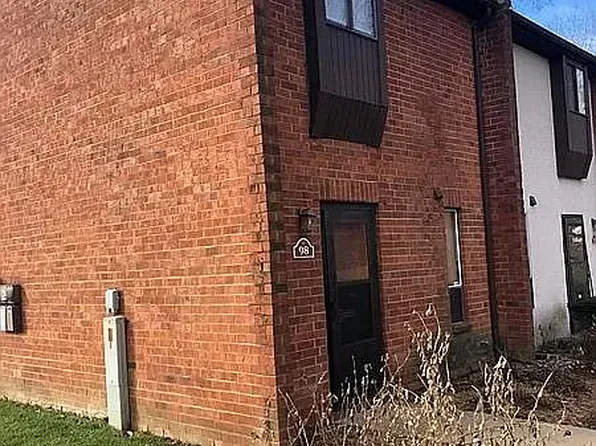 98 Lancelot Ln, Westerville, OH 43081