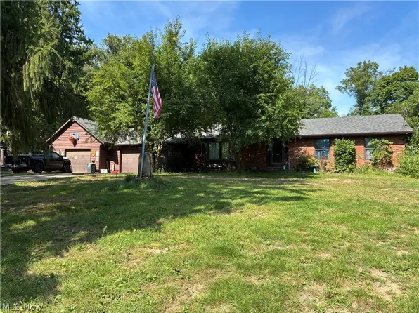 7176 Hunter Dr, Medina, OH 44215