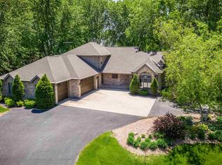 2121 Ridge Haven Ln, Appleton, WI 54913