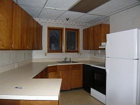 4th image of 3625 Goldizen Ave