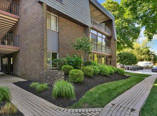 5 Stonehenge Cir APT 2, Baltimore, MD 21208