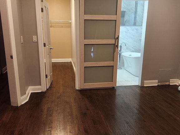 2nd image of 3921 S Indiana Ave Unit 1N