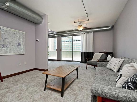 5th image of 521 S 7th St Unit 702