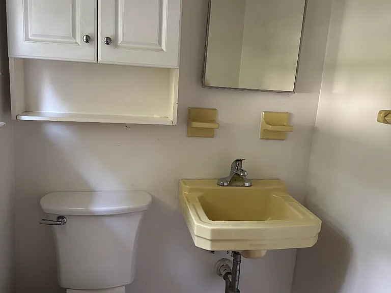 402 Mayer Ct #2 — Photo 7