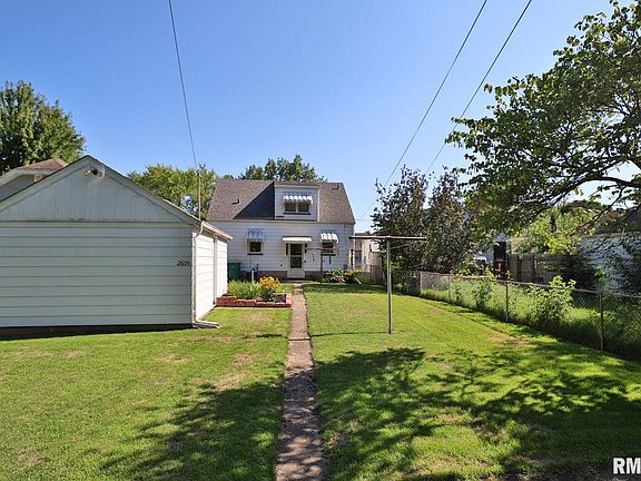 3rd image of 2605 W Laura Ave