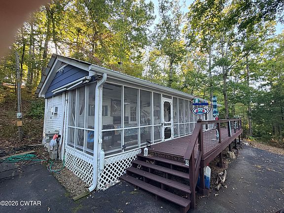 2nd image of 604 Lost Creek Boat Dock Rd