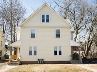 26 Newman St, Manchester, CT 06040