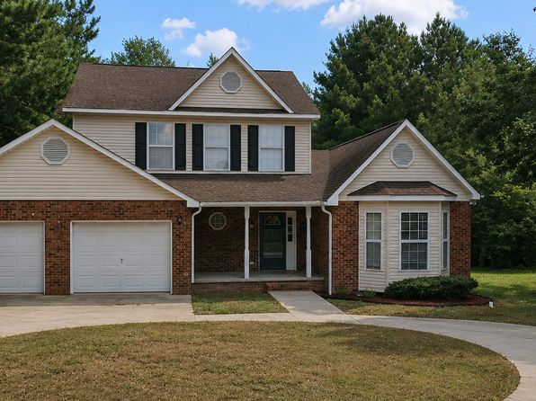 1611 State Highway 27 W, Lillington, NC 27546 – 4-bedroom rental in Lillington