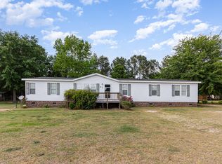 168 Hoss Ridge Ln, Dunn, NC 28334