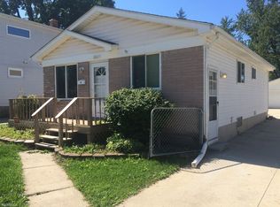 22077 Piper Ave, Eastpointe, MI 48021