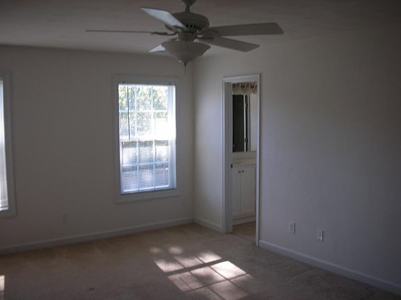 5th image of 2237 Trant Lake Dr